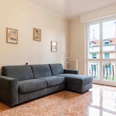 Altamura Trilocale Quartiere Bande Nere San Siro Apartament